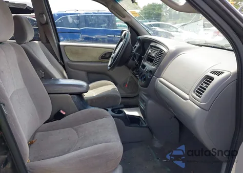 2002 Mazda Tribute Es V6/Lx V6 from USA, damaged, VIN 4F2YU08152KM33910